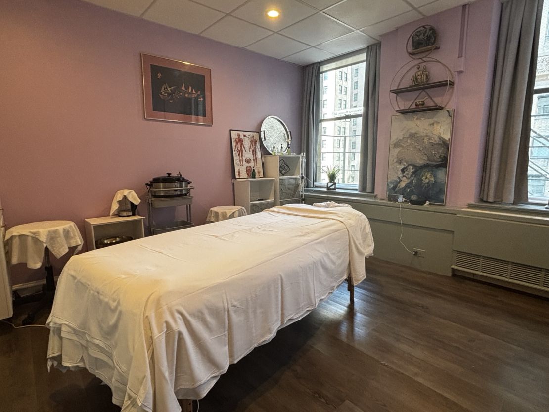 Private Meticulous Massage treatment studio in downtown Chicago